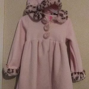 Good lad coat and hat